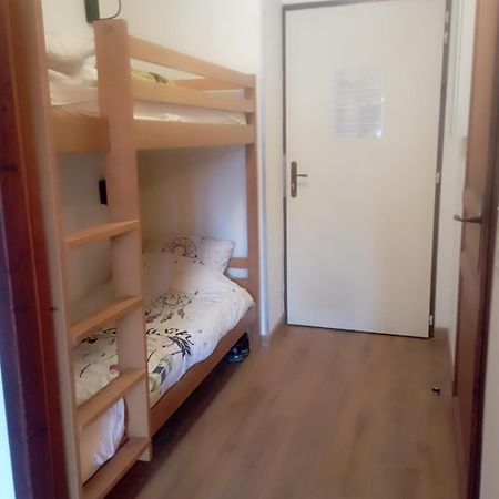 Grand Studio Tout Confort Pour 4 Personnes Brides-les-Bains Luaran gambar