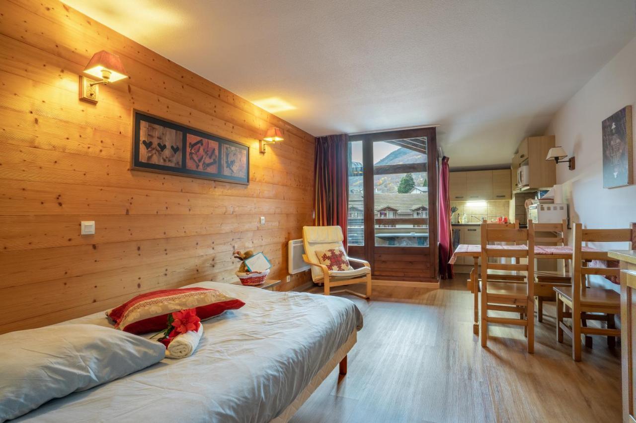 Grand Studio Tout Confort Pour 4 Personnes Brides-les-Bains Luaran gambar